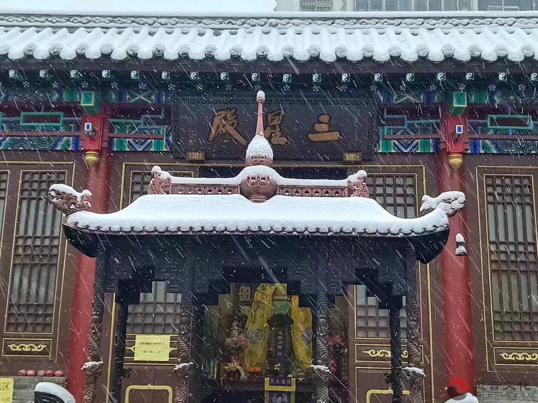 淄博市周村三星庙助力社区清理道路积雪-道音文化