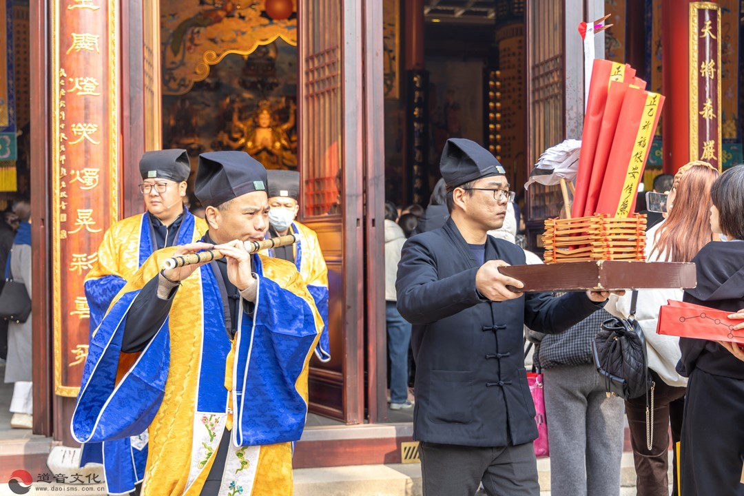 苏州城隍庙举行“送春联·爱心义诊”活动-道音文化
