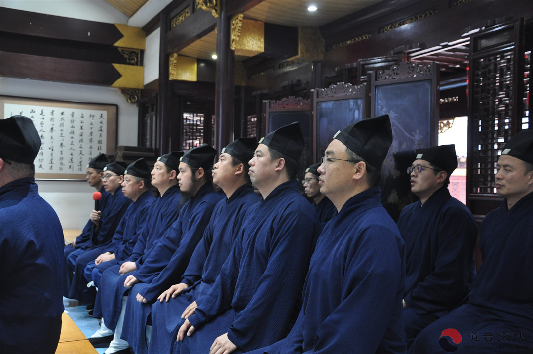 上海城隍庙举行“学守重树”教育活动个人查摆问题整改座谈-道音文化